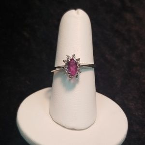 14k white gold ruby and diamond ring